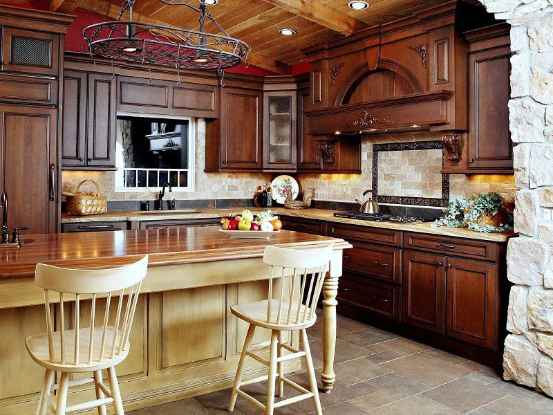 طراحی آشپزخانه چوبی سبک کلاسیک